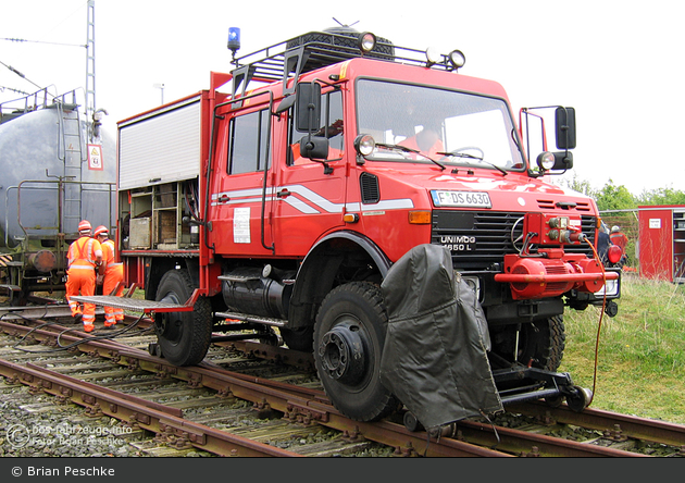 Maschen - Deutsche Bahn AG - Zweiwege-Gerätefahrzeug