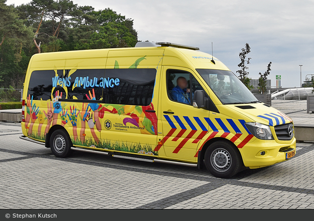 Hengelo - Stichting Twentse Wens Ambulance - KTW