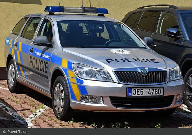 Pardubice - Policie - FuStW - 3E5 4760