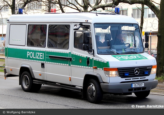 B-7557 - MB Vario 814 D - GruKW