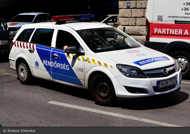 Budapest - Rendőrség - FuStW