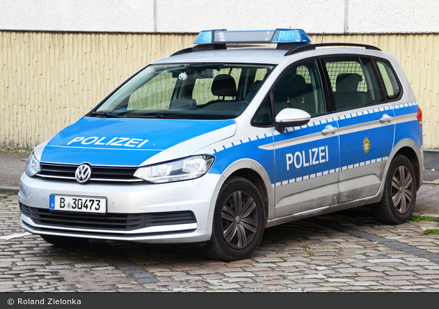 B-30473 - VW Touran - FuStW