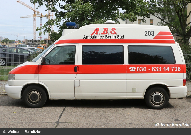 Ambulance Berlin Süd - KTW - Arnold 203