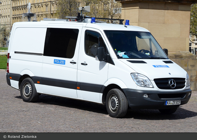 KA-ZR 819 - MB Sprinter 316 CDI - Drohnenleitfahrzeug