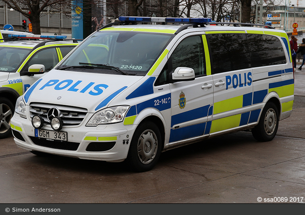 Karlstad - Polis - FuStW - 1 22-1420