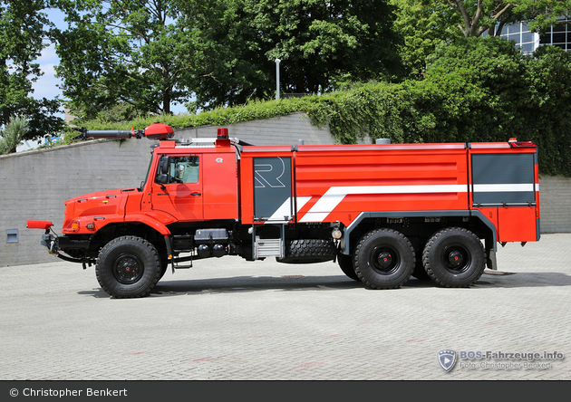 Mercedes-Benz Zetros 3048 A - Rosenbauer - FLF 35/80-8-250P (MT Airport)