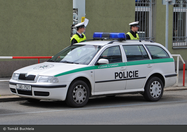 Praha - Policie - 1A5 7521 - FuStW