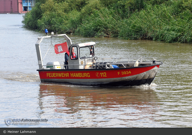 Florian Hamburg Cranz Kleinboot