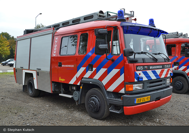 Waalre - Brandweer - HLF - 22-5032 (a.D.)