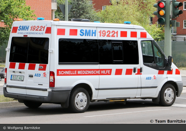 Krankentransport SMH - KTW (B-UT 401)