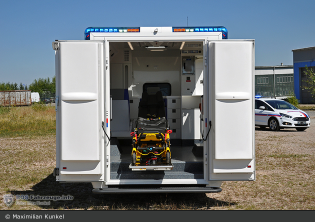 Mercedes-Benz Sprinter - Binz Ambulance- und Umwelttechnik - RTW