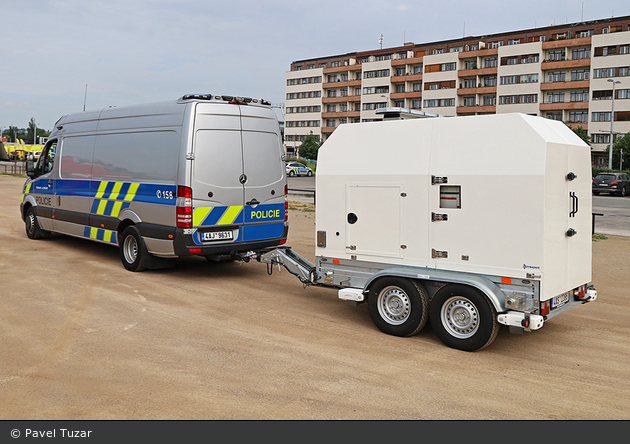 Praha - Policie - 4AJ 9631 - Entschärferfahrzeug