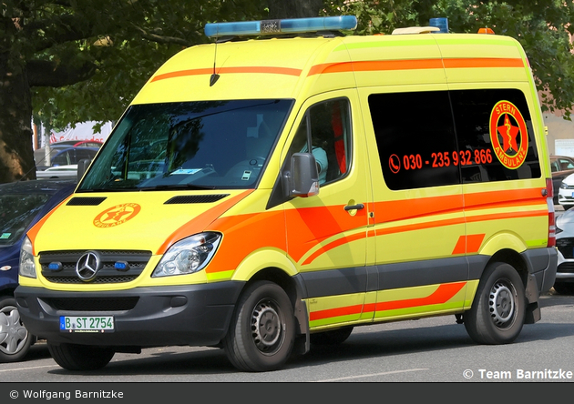 Krankentransport Stern Ambulanz - KTW (B-ST 2754)