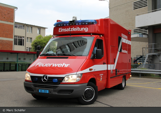Basel - BFW Industriefeuerwehr Regio Basel - ELW1