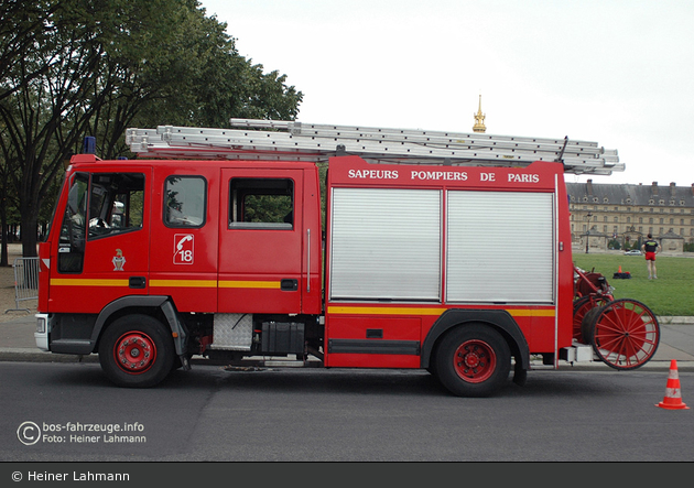 Paris - Sapeurs Pompiers - TLF - FM 3