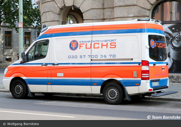 Krankentransport Fuchs - KTW (B-KF 7002)