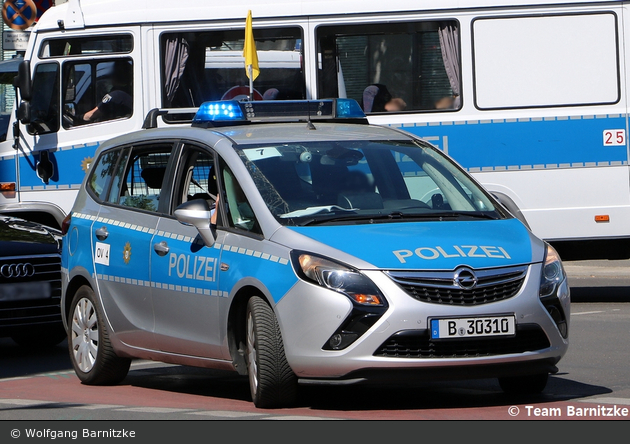 B-30310 - Opel Zafira Tourer - FuStW