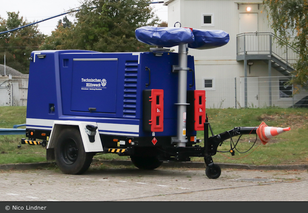 Heros Hamburg 05/NEA 50 KVA Lichtmast