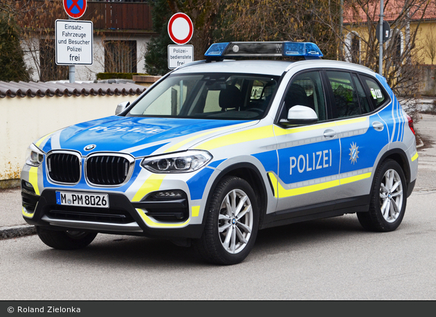 M-PM 8026 - BMW X3 - FuStW