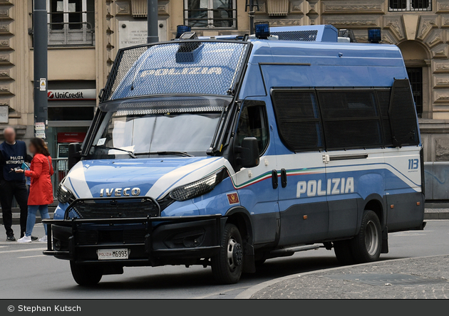 Napoli - Polizia di Stato - Reparto Mobile - GruKw