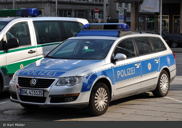 Stuttgart - VW Passat - FuStW (BWL 4-5135)