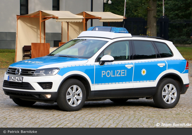 BP22-434 - VW Touareg - FuStW