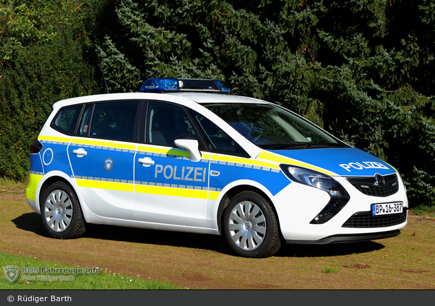 BP16-387 - Opel Zafira Tourer - FuStW