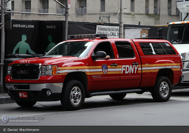 FDNY - Manhattan - Battalion 01 - ELW