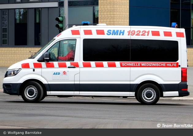 Krankentransport SMH - KTW (B-MB 2457)