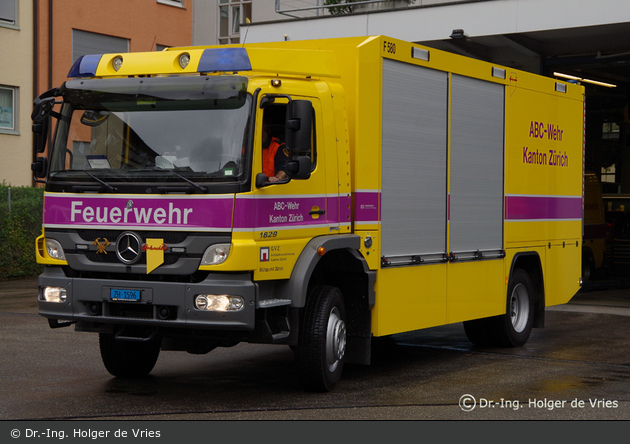 Zürich - ABC-Wehr - ABC-Fahrzeug - F 580