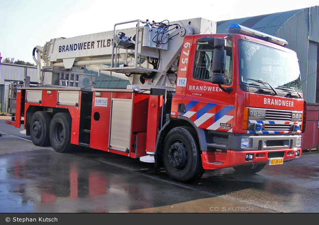 Tilburg - Brandweer - TMF - 6751 (a.D.)