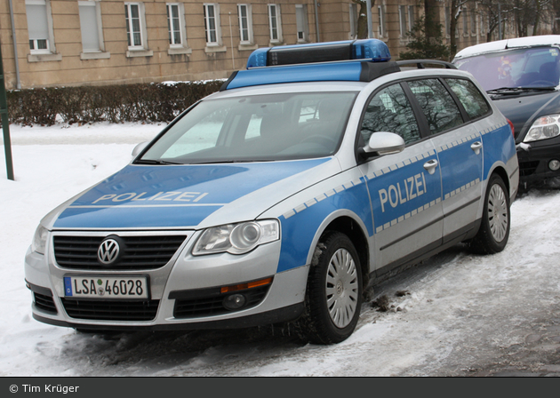 Dessau-Roßlau - VW Passat Variant - FuStW