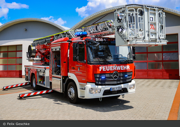 Florian Oberhavel 02/33-01
