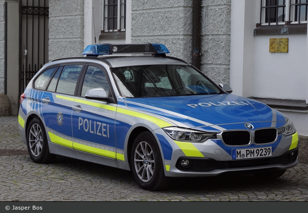 M-PM 9239 - BMW 318d - FuStW (a.D.)