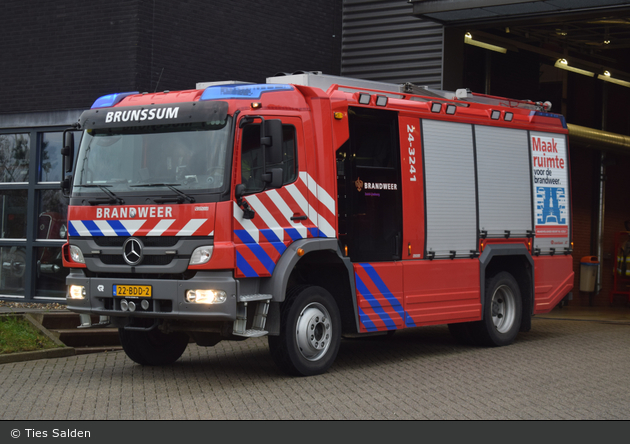 Brunssum - Brandweer - HLF - 24-3241