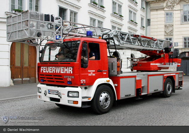 Wien - BF - DLK 23-12 - 171