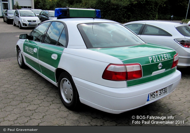 MS-3730 - Opel Omega - FuStW