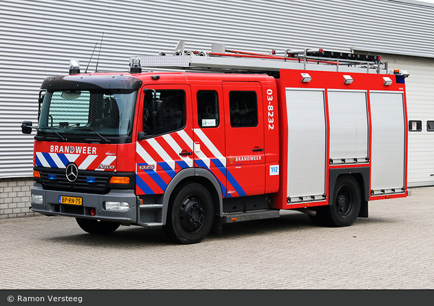 Assen - Brandweer - HLF - 03-8232