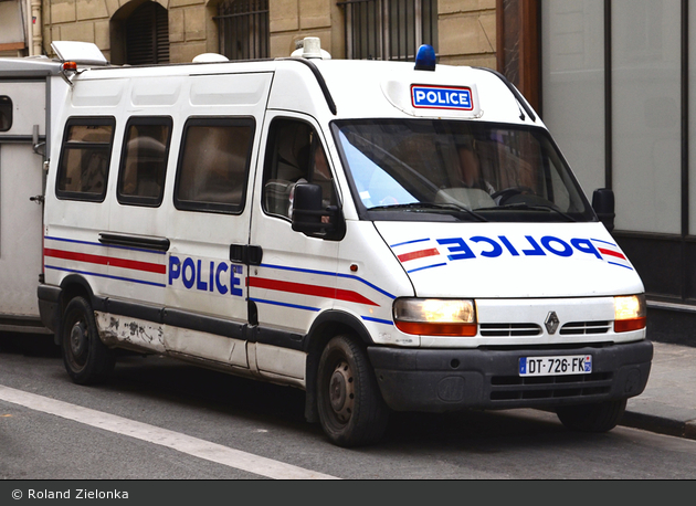 La Courneuve - Police Nationale - Brigade équestre - PftraKw