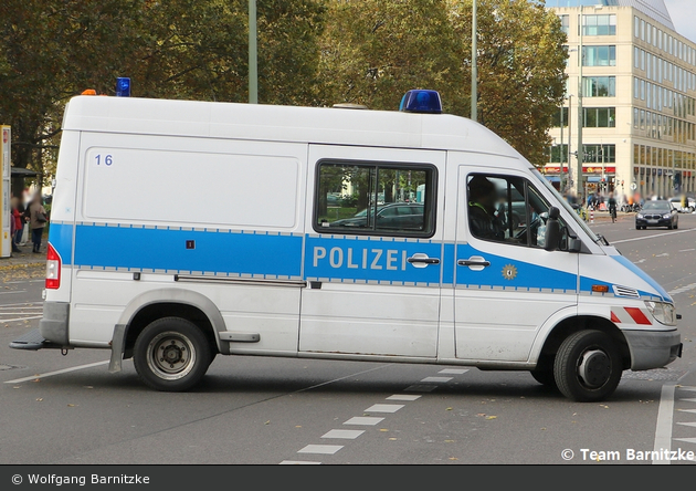 B-7004 - MB Sprinter 413 CDI - Spezkw VkD