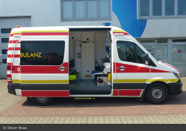 Bremen - Akut Ambulanz – KTW (HB-RC 67)