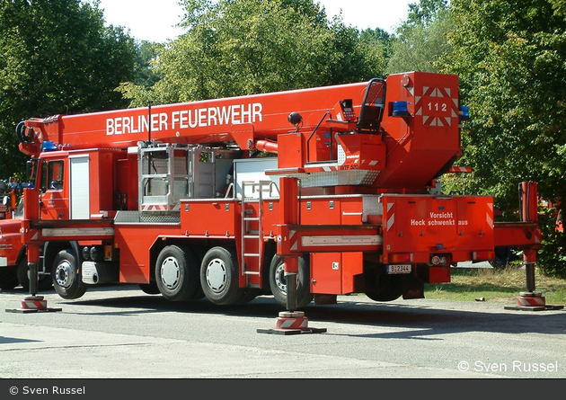 Florian Berlin TM 50 B-2344 - abgestützt