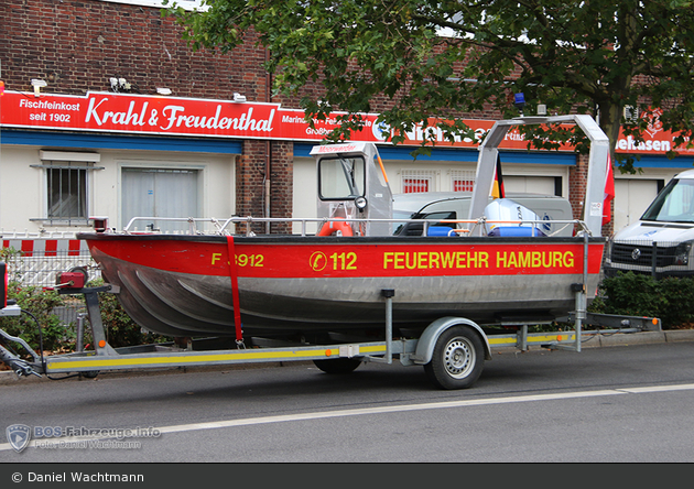 Florian Hamburg Moorwerder Kleinboot