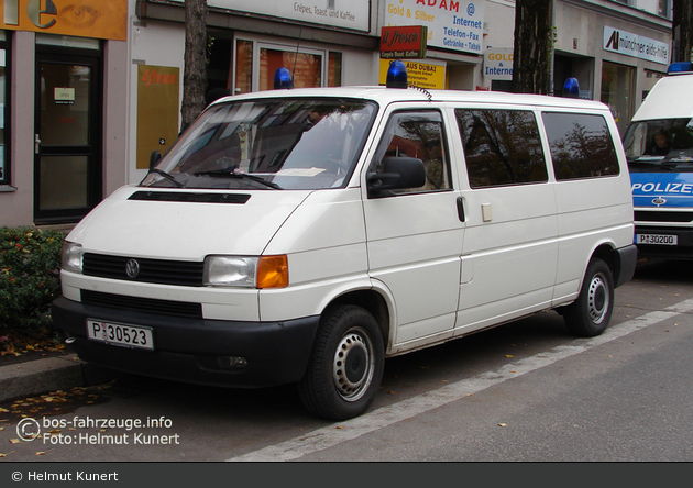 P-30523 - VW T4 - BeDoKW - BePo