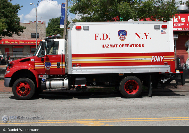 FDNY - Manhattan - Containment Vehicle - LKW