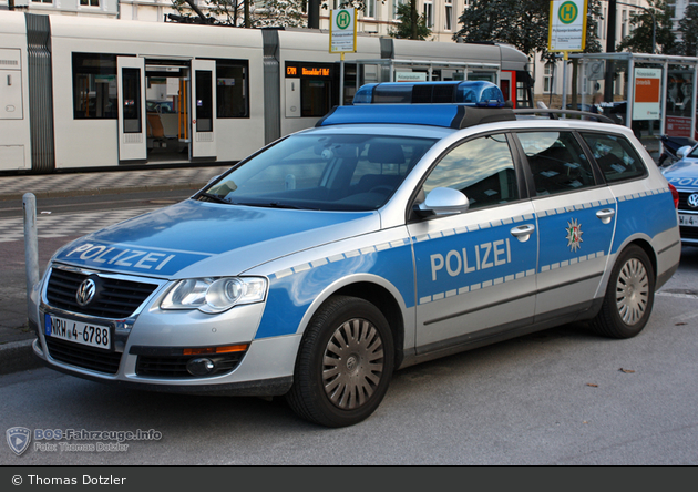 NRW4-6788 - VW Passat Variant - FuStW