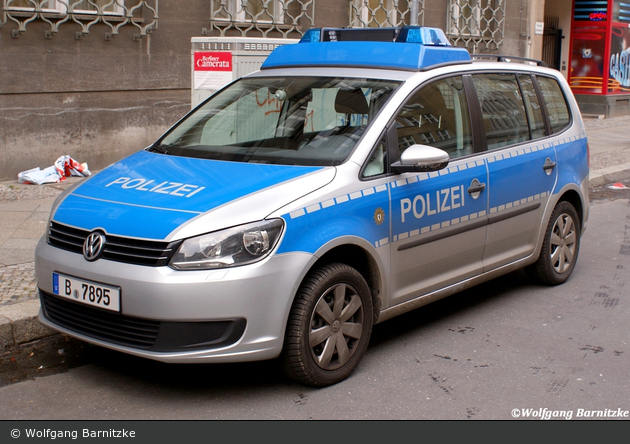 B-7895 - VW Touran - FuStW