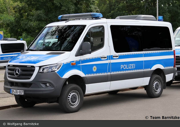 BP30-807 - MB Sprinter 316 CDI 4x4 - HGruKW