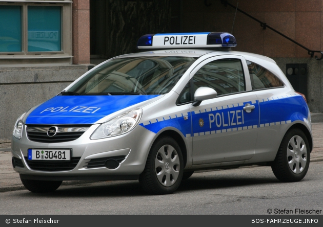 B-30481 - Opel Corsa D - FuStW