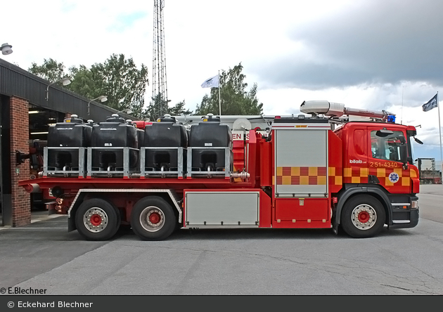 Stenungsund - Räddningstjänsten Stenungsund - WLF - 2 51-4340